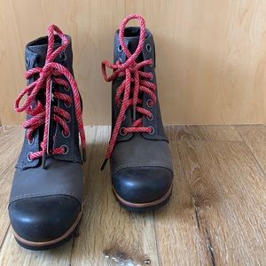 Sorel wedge boots